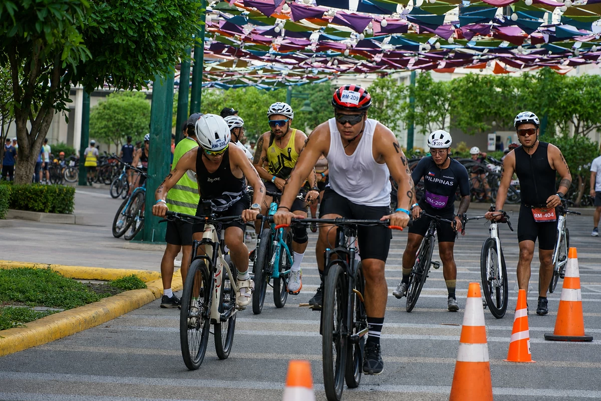 Runners and cyclists participated in the Iloilo Duathlon 2.0, considered one of the festival’s most high-endurance events.