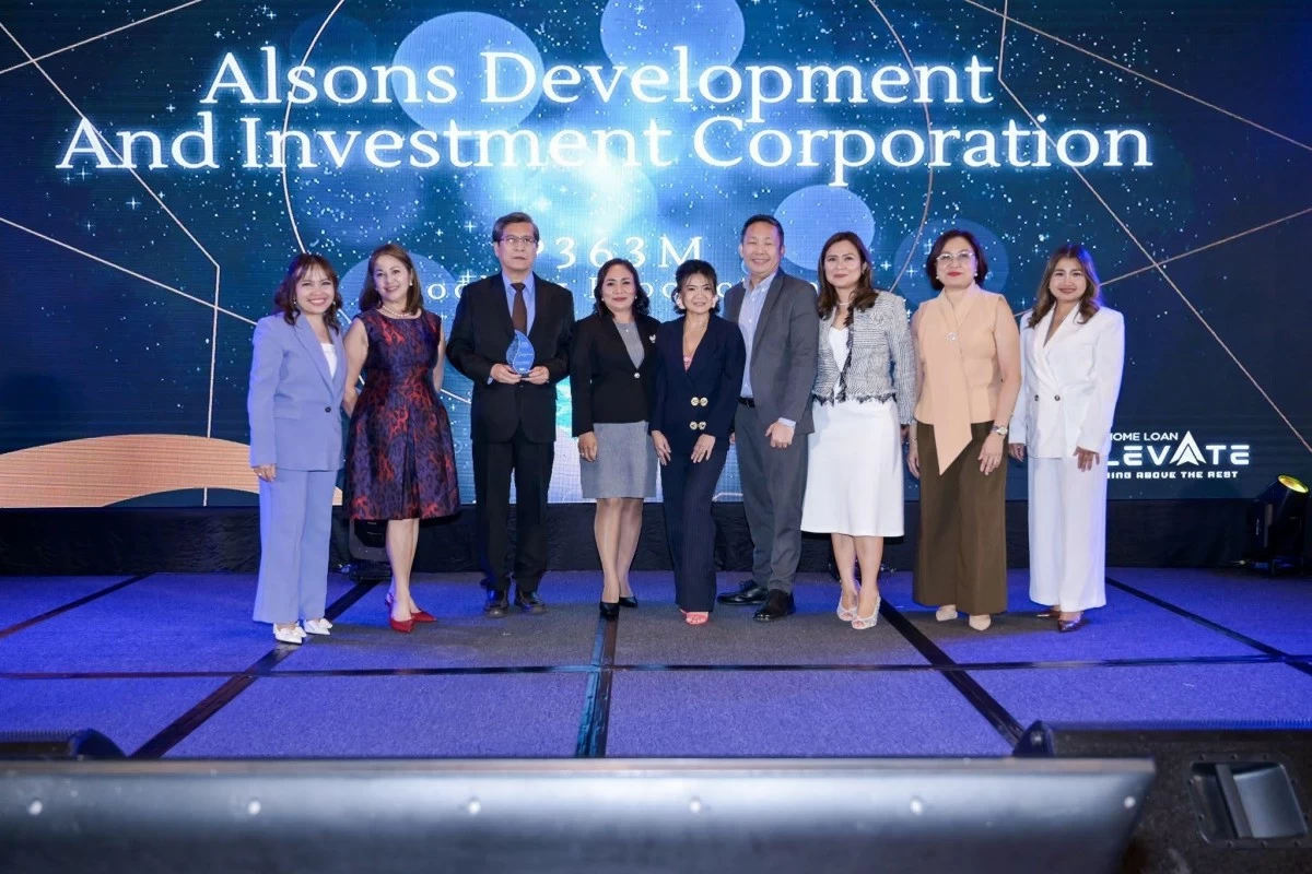 Alsons Dev Assistant Vice President for Management Services Group Amado C. Bernardino (third from right), and Legal Management Department Manager Gloria P. Concepcion (fourth from right), together with esteemed representatives from BDO. (Photo: Alsons Dev)