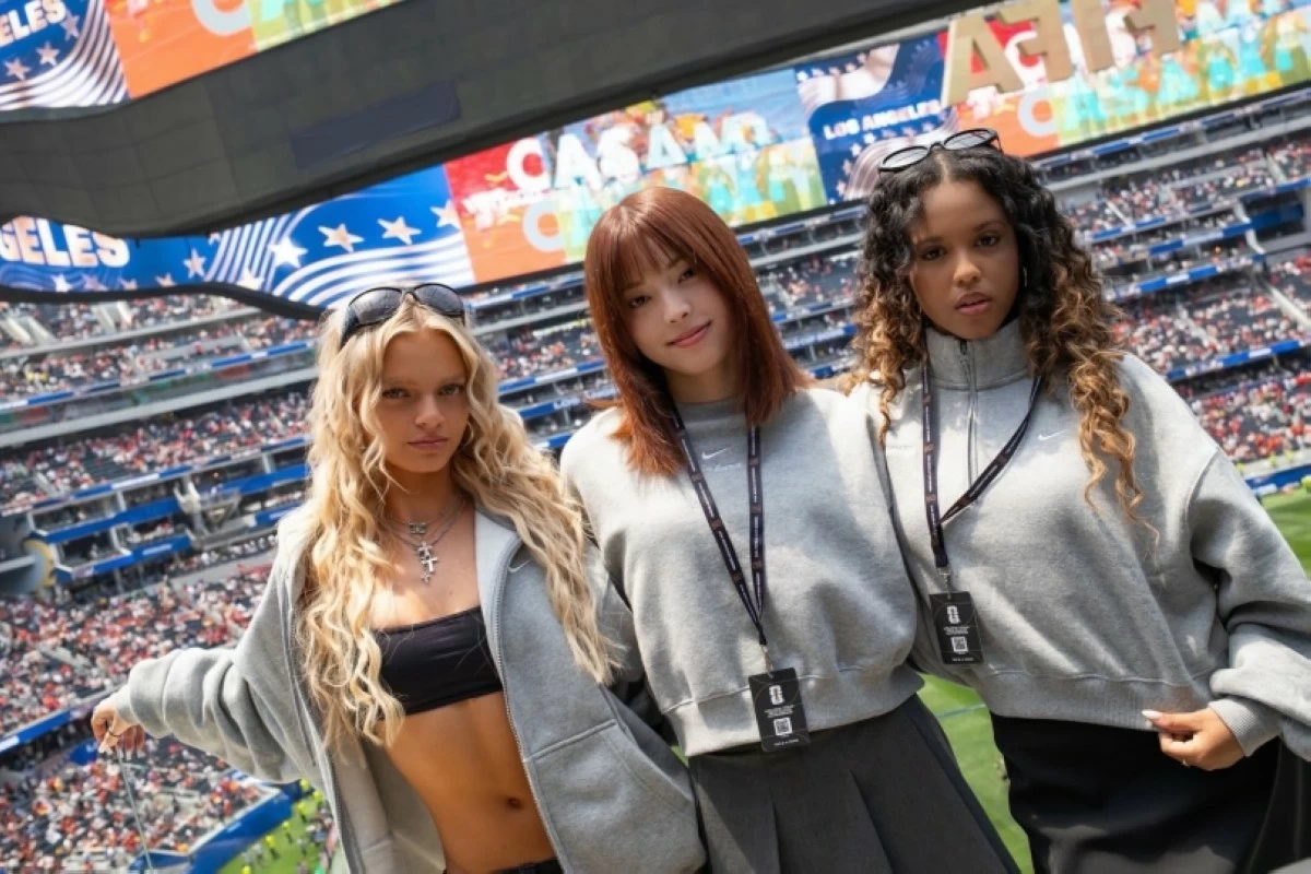 Saint Satine's Emily, Sakura and Samara (Instagram) 