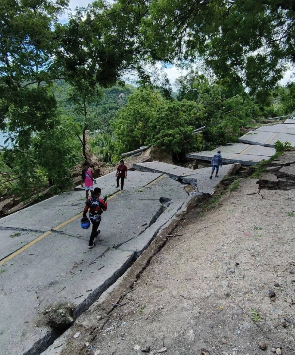 The aftermath of the magnitude 7.8 earthquake that his Sarangani province in the Philippines on June 8 (Photo from Vice Mayor James Yap Jr. of Glan, Sarangani) 