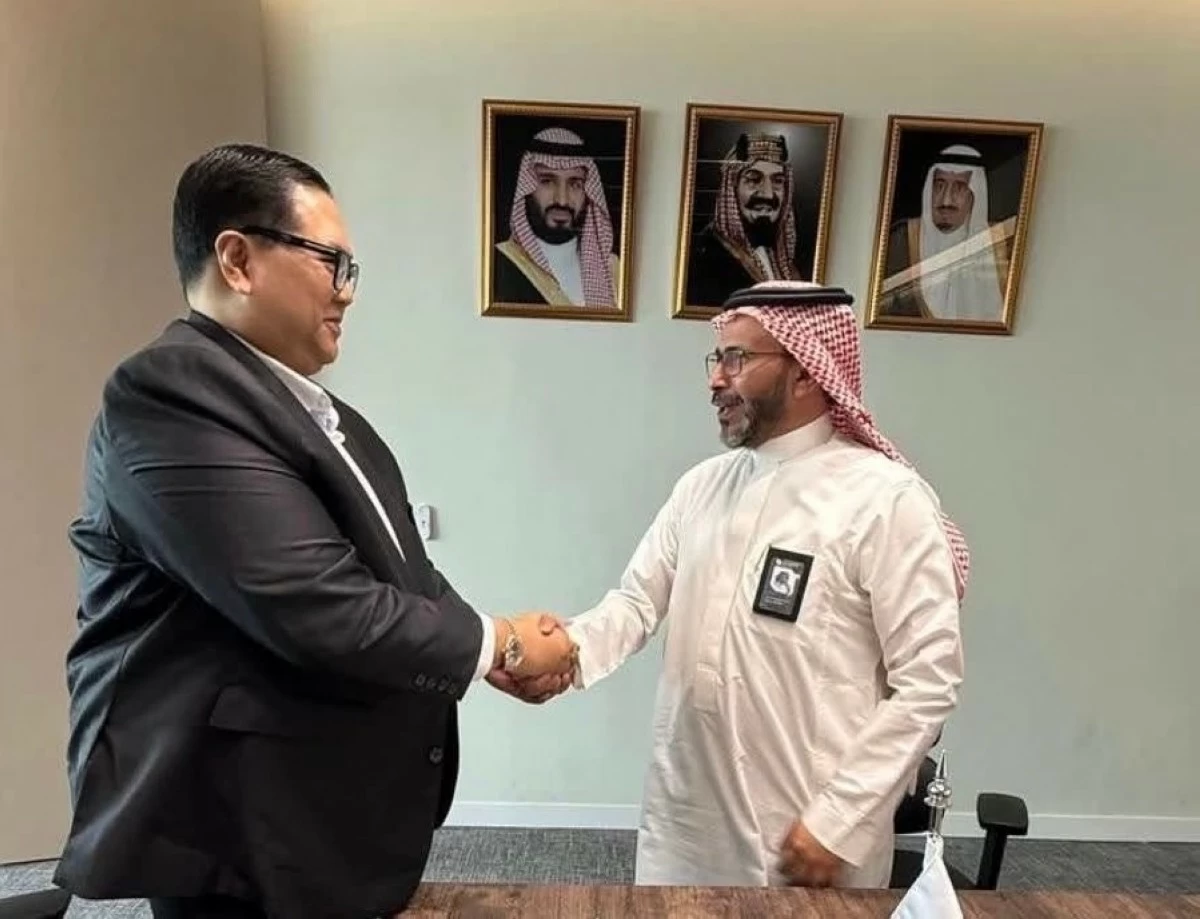 Chairman and President of JACCG Holding Inc. Dr, Jose Antonio Ejercito Goitia and Engr. Mohammed Asiri, Chairman & CEO of Built Industrial Corp, shook hands for the next chapter of Philippine-Saudi relations in a new phase that moves beyond labor and remittances toward broader cooperation in investment, services, food security, energy, and human capital development under Saudi Vision 2030.