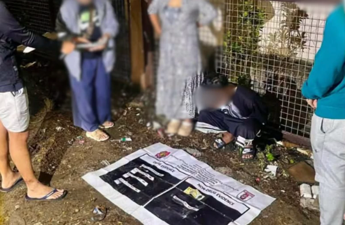 The police arrested a senior high school student in a buy-bust operation in Tanza on Monday, July 13 (Photo from Cavite PPO/MANILA BULLETIN)