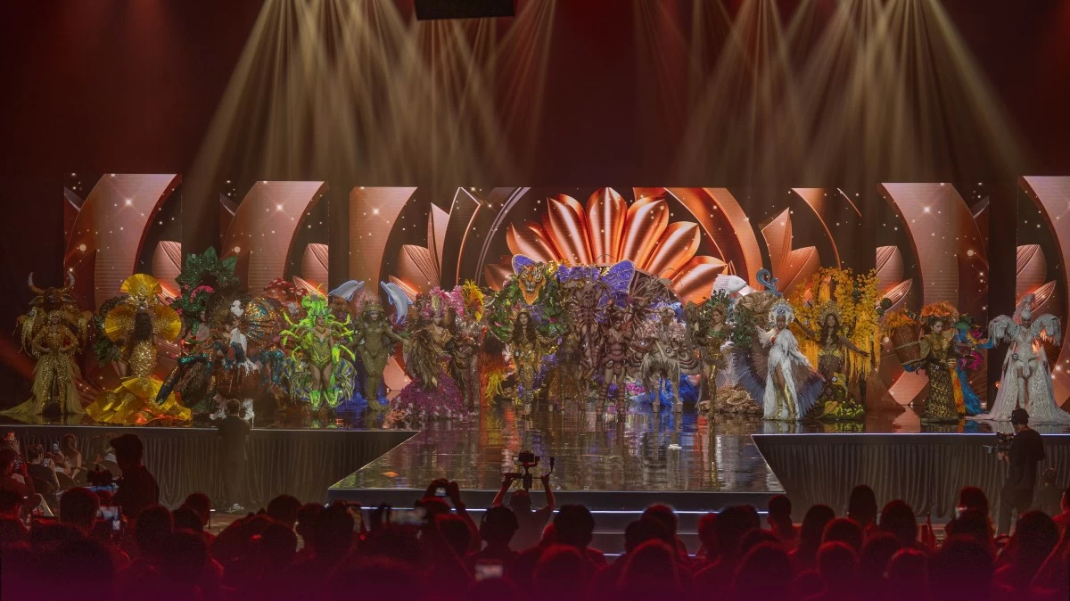 Binibining Pilipinas 2026 candidates pose for a photo opportunity during the National Costume Competition.
