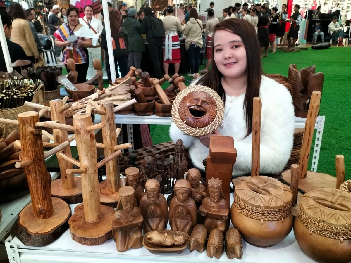 From handcrafted accessories and woodcraft to specialty food products, every creation celebrates the culture, creativity, and resilience of local artisans.