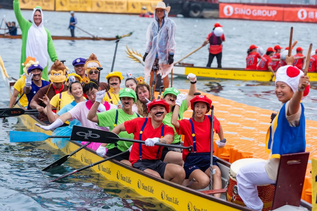 Dragon boat teams from around the world gathered at the 2026 Sun Life Hong Kong
International Dragon Boat Races for one of the festival's most anticipated spectacles: the Fancy Dress Competition. (Photos: Sun Life Hong Kong International Dragon Boat Races)
