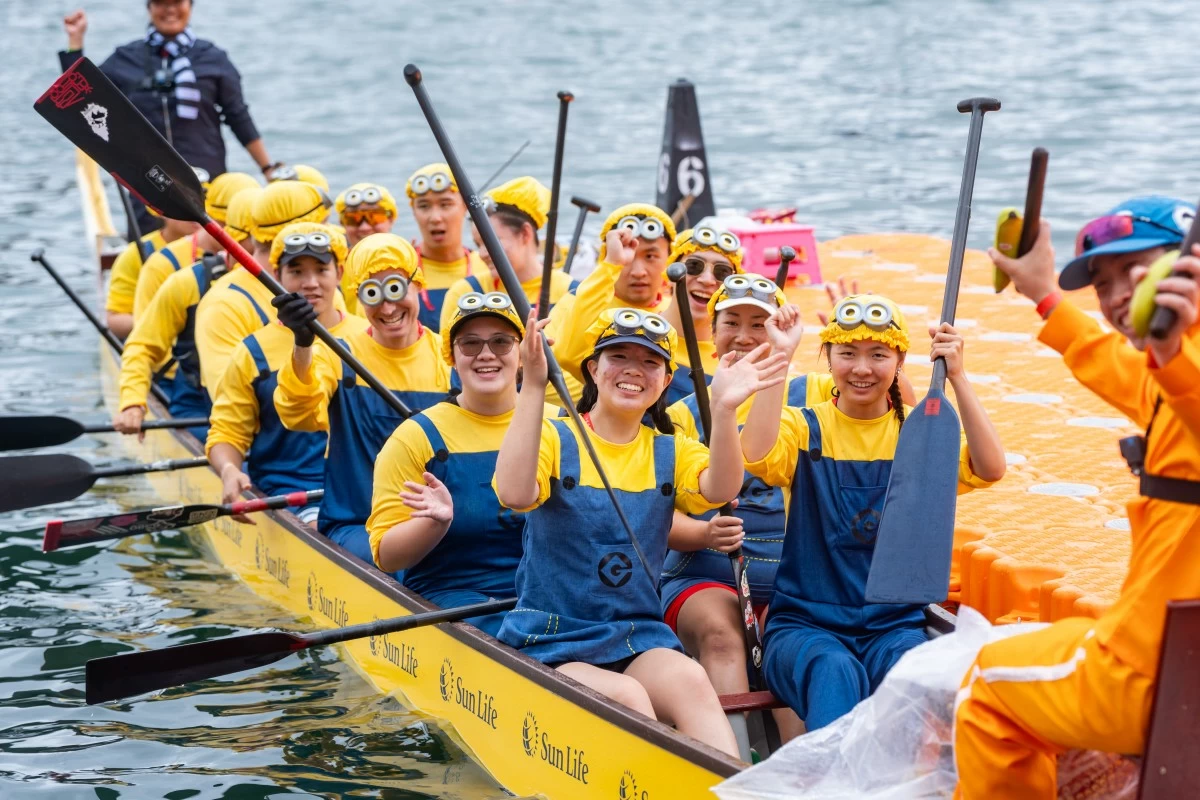 Dragon boat teams from around the world gathered at the 2026 Sun Life Hong Kong
International Dragon Boat Races for one of the festival's most anticipated spectacles: the Fancy Dress Competition. (Photos: Sun Life Hong Kong International Dragon Boat Races)