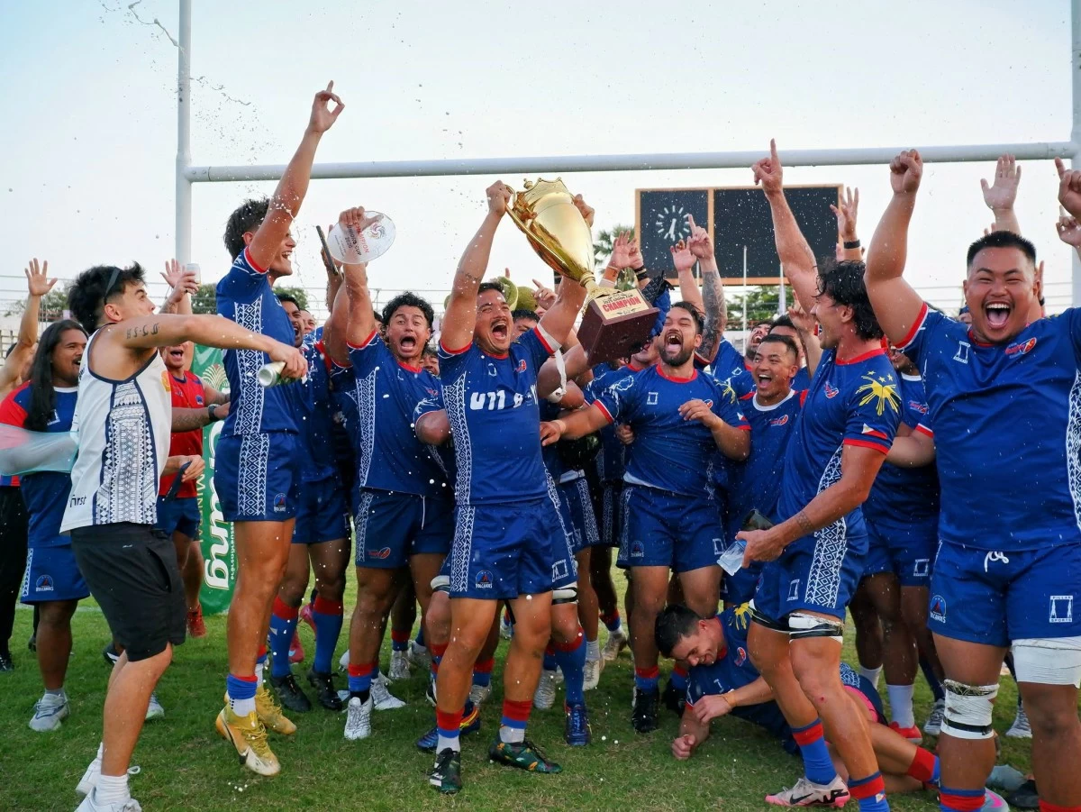 The Philippine Volcanoes celebrate their Unions Cup title. (Azrael Coladilla/ Philippine Rugby Team)
