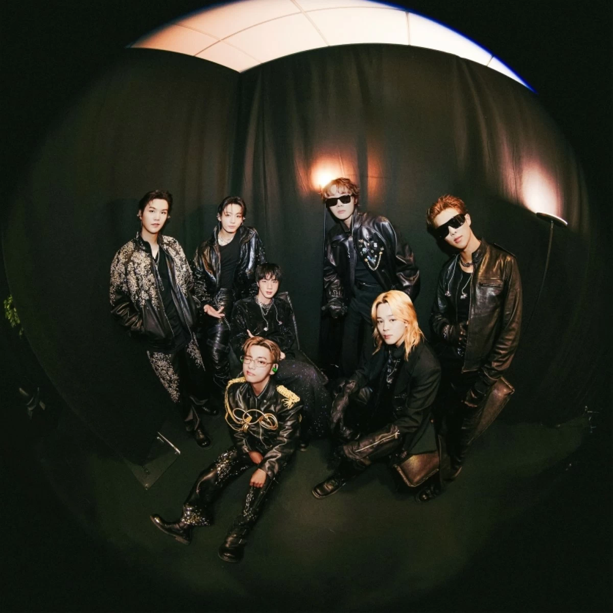 BTS in Paris (X) 
