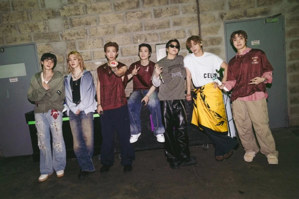 BTS in Paris (X) 