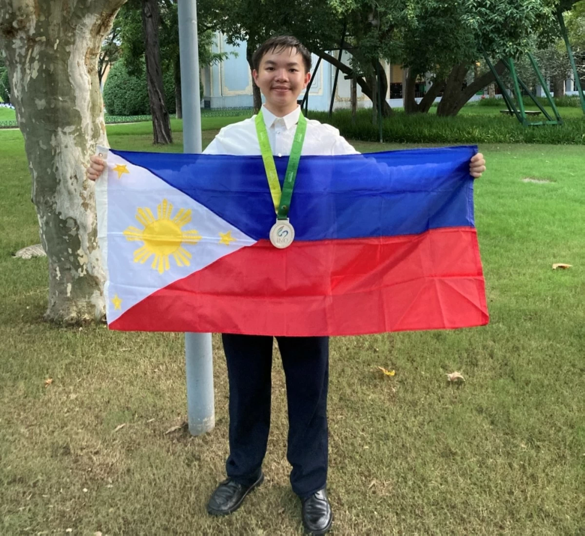 Silver medalist Jerome Austin Te of Jubilee Christian Academy (Photo courtesy of Kerish Villegas) 