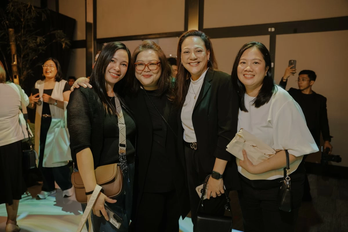 Solaire Resort Quezon City’s Jonna Yeh, Gina Cariño, and Rina Dalumpines with Marbee Go