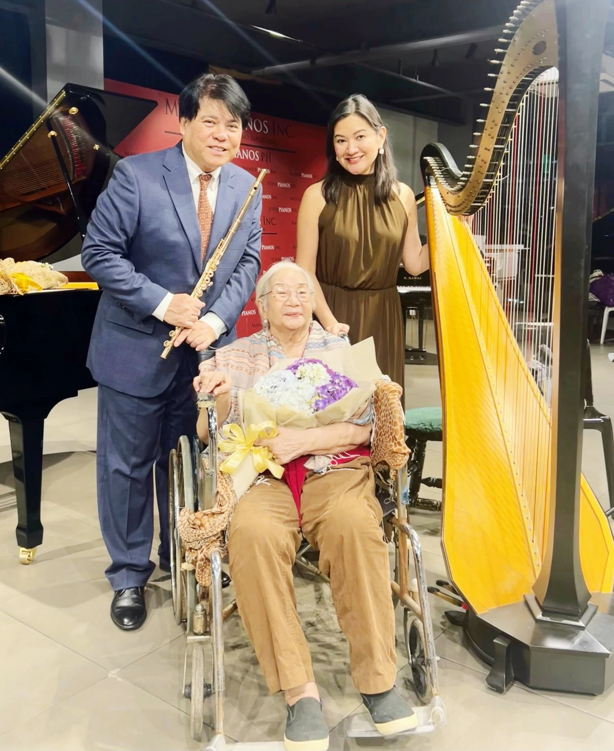 JANE BANTA with flutist Antonio Maigue and Banta’s mentor, harpist Lourdes de Leon Gregorio, who passed in February this year