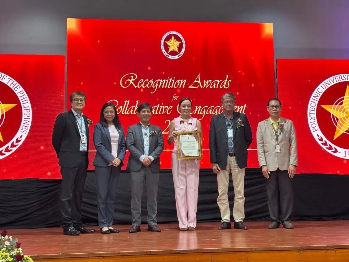 Vice Mayor Chi Atienza accepts the Recognition Award for Collaborative Engagement on behalf of Mayor Francisco "Isko Moreno" Domagoso during ceremonies at the Polytechnic University of the Philippines in Sta. Mesa, highlighting the city government’s partnership with the university on education, training, and employment programs. (Photo courtesy of VM Chi Atienza)