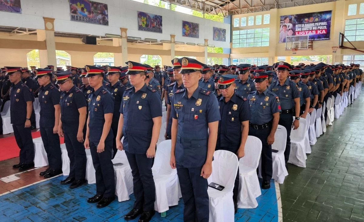 POLICE in Camp Delgado, the headquarters of the Police Regional Office-6 in Iloilo City.  (Tara Yap)
 
