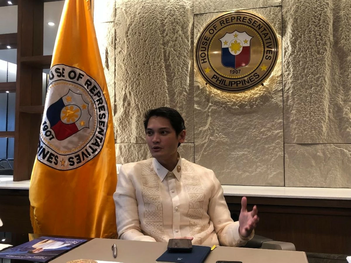 NEGROS Occidental third district Rep. Javier Miguel Benitez (Glazyl Masculino)