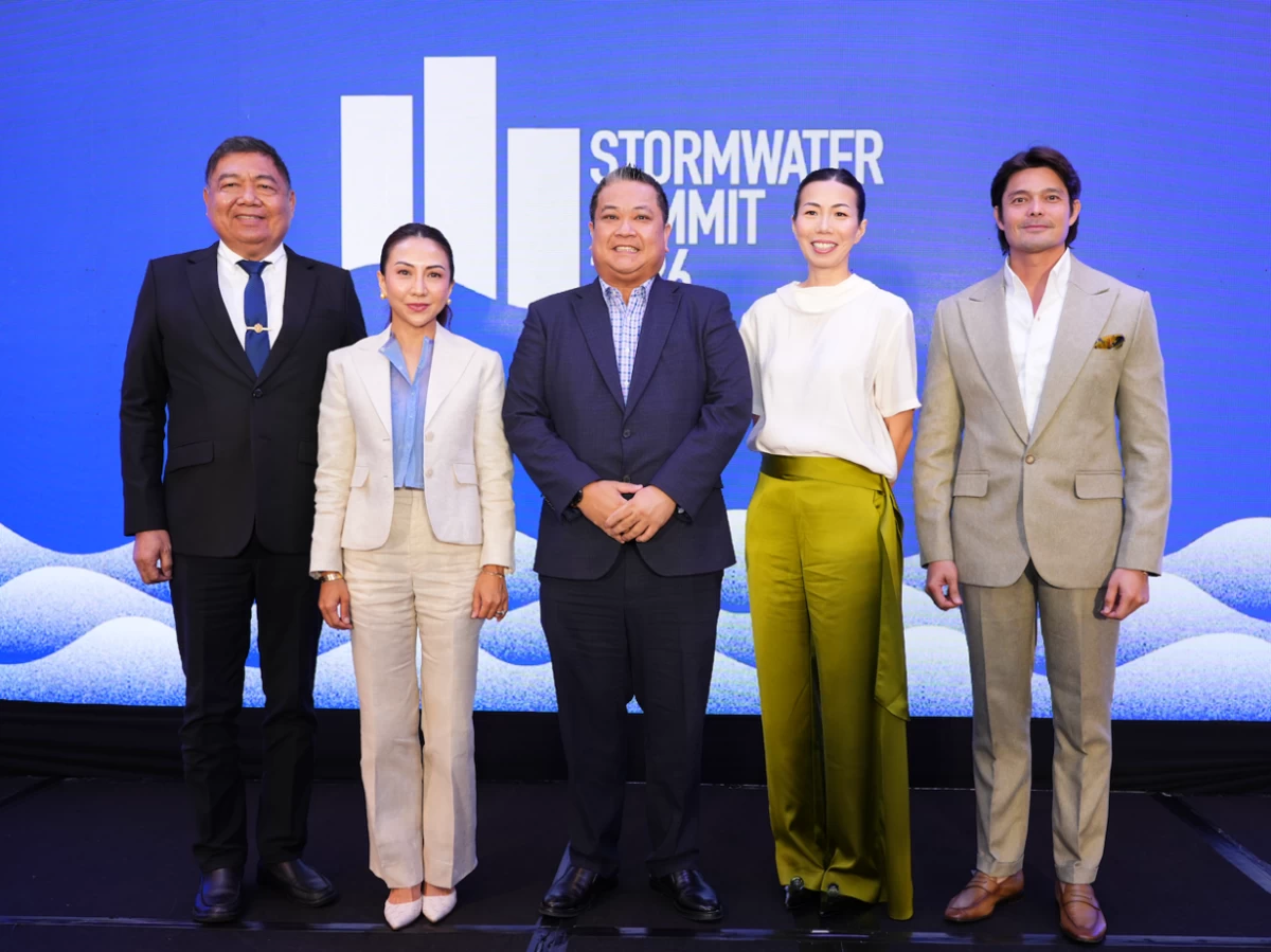 DPWH Undersecretary Charles Calima, Honorable Secretary Christina Garcia Frasco, Presidential Adviser for Sustainable and Resilient Communities, Mr. Ryan Yuen, PUB, Consultants Pte. Ltd. Managing Director, Ms. April Yang, CEO of Flexi Systems and FloodX and Mr. Jose Sixto “Dingdong” Dantes, Office of Civil Defense (OCD) Ambassador