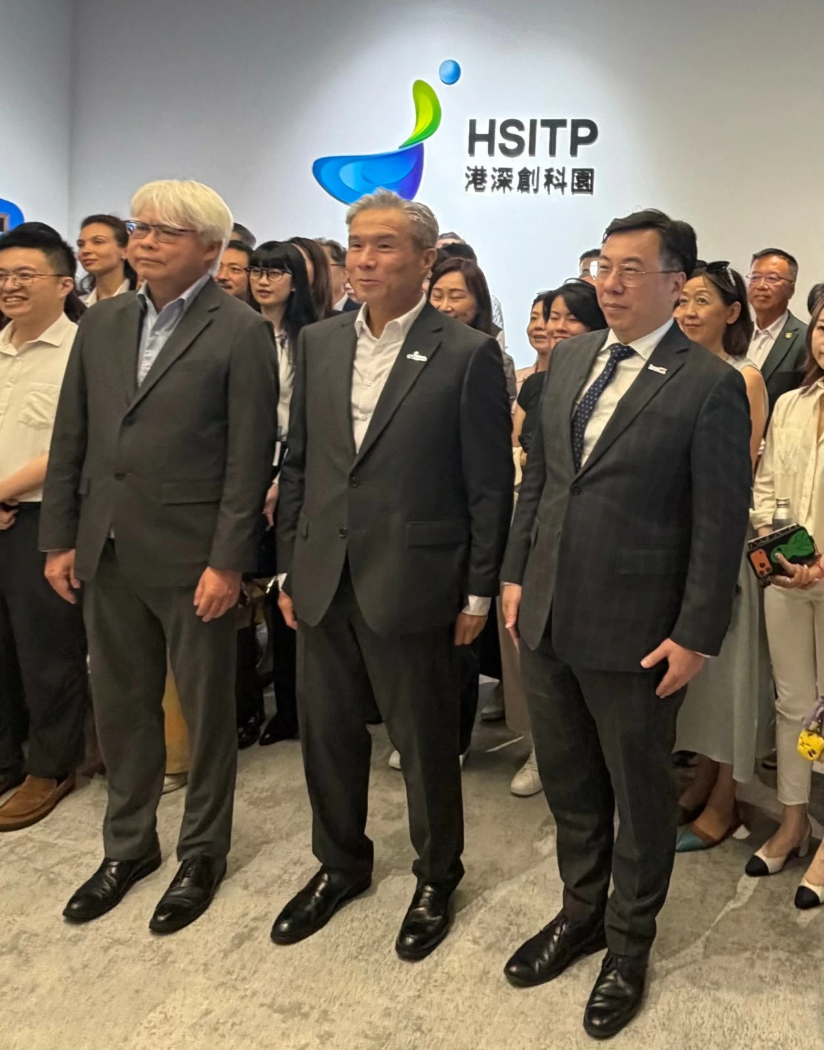 HSITP executives and staff led by CEO Vincent Ma (front, center)