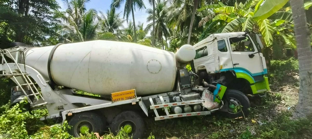 THE cement mixer that run over a  39-year-old man in Samboan, Cebu. (Contributed photo) 