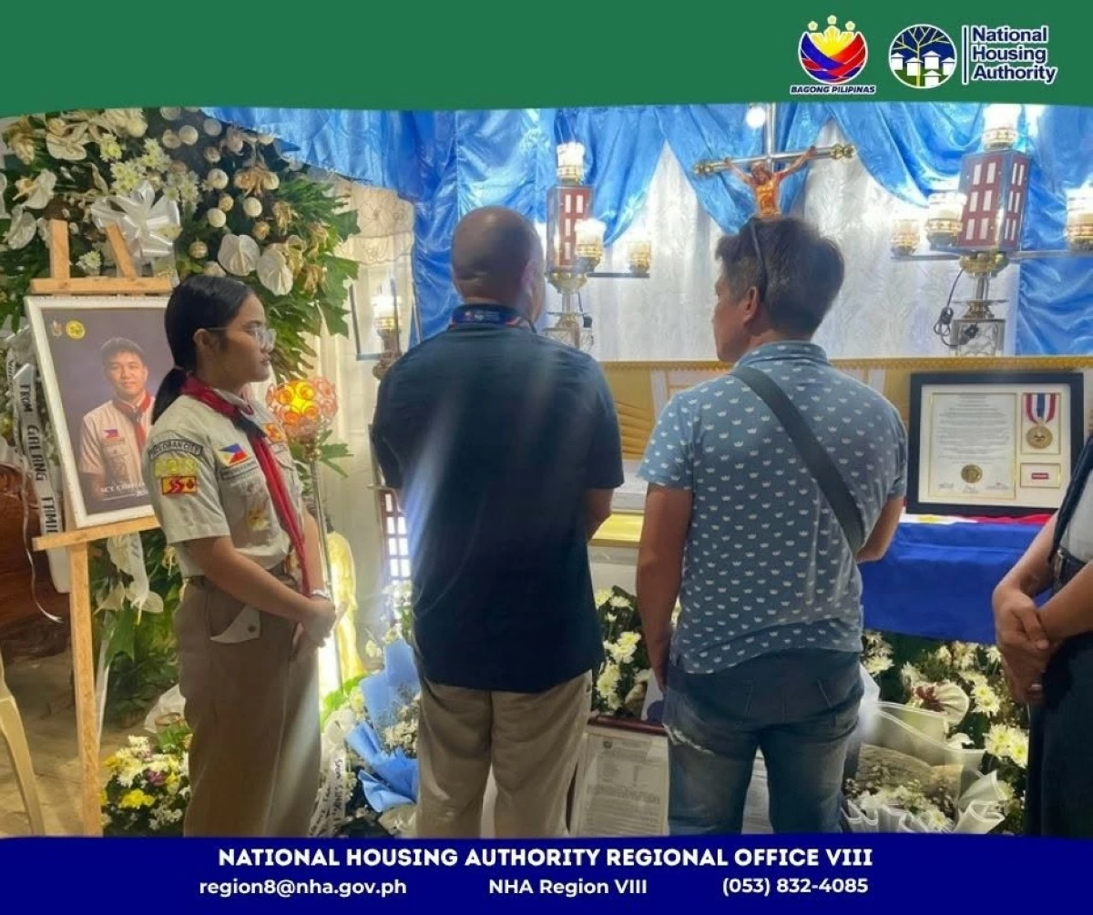 THE wake of Tacloban shooting victim Chris Lorenz Fabian, whose family is one of the recipients of a house from the NHA. (NHA 8 FB)  