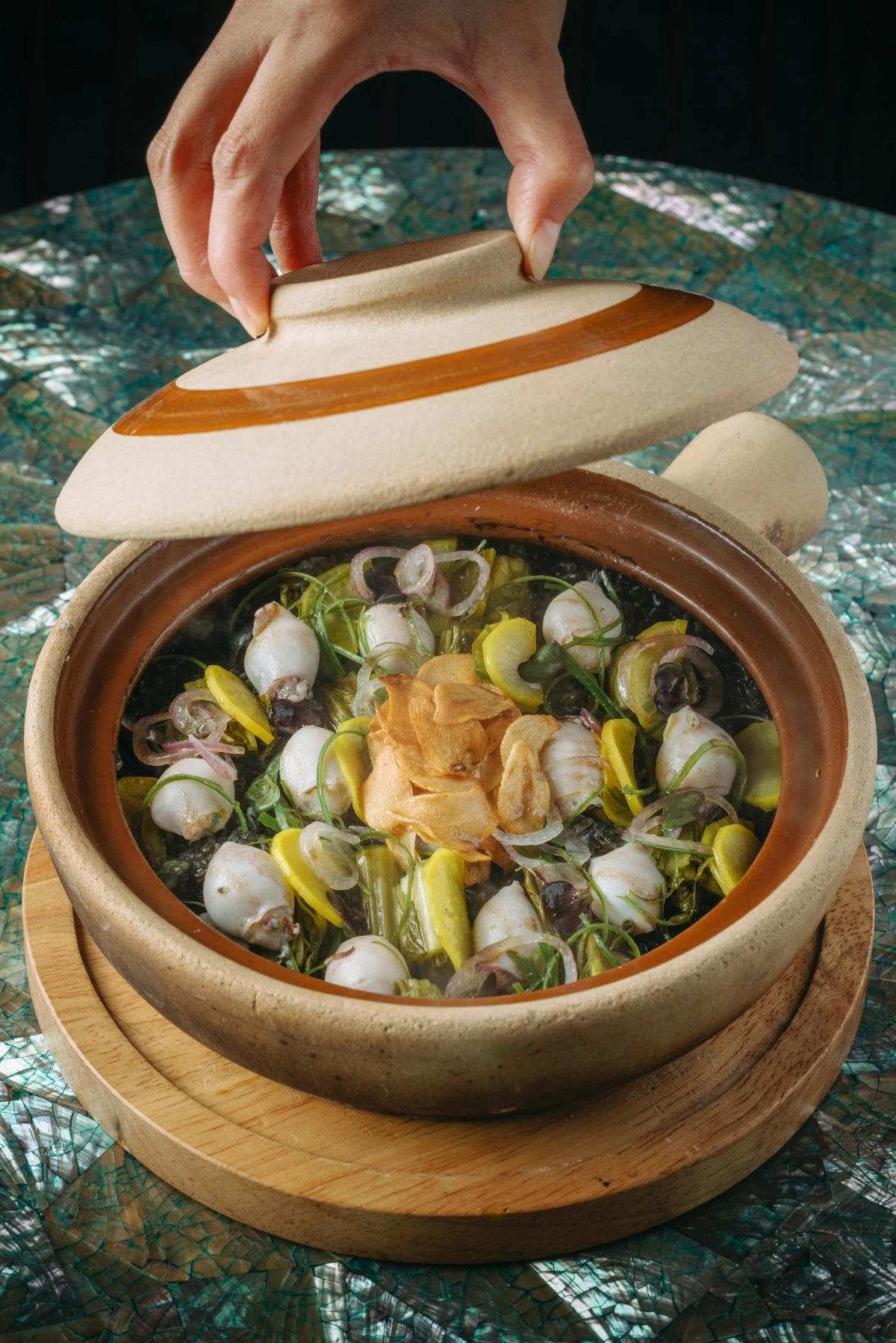 Chiperones Claypot Rice