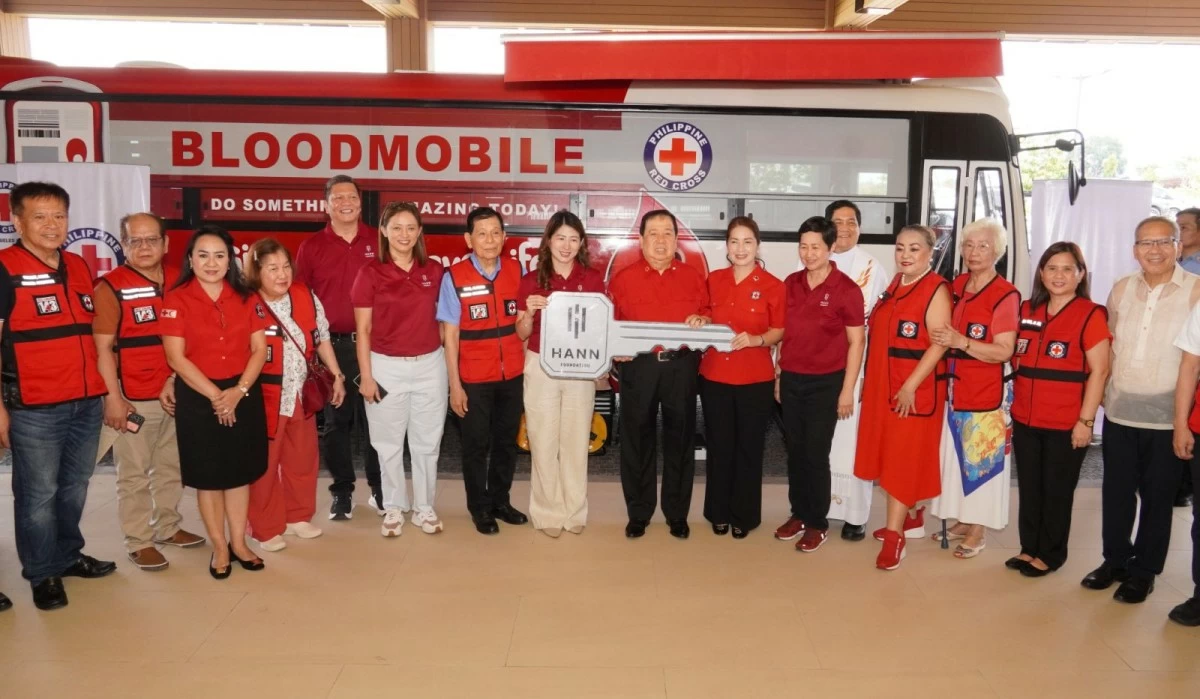 Philippine Red Cross Chairman and CEO Richard J. Gordon and PRC Secretary General Dr. Gwendolyn Pang accept the Mobile Blood Donation Vehicle from the HANN Foundation Inc. (HFI) led by Executive Director Ana Christie Galura in a ceremony at The Club at Hann Reserve in New Clark City on Tuesday, July 28, 2026. 