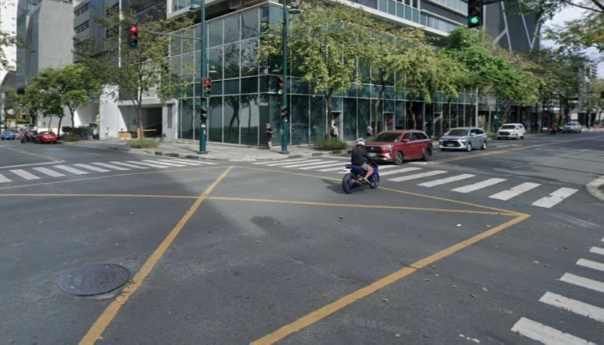 The intersection of 11th Avenue and 39th Street in Bonifacio Global City in Taguig (Screenshot from Google Maps)  
