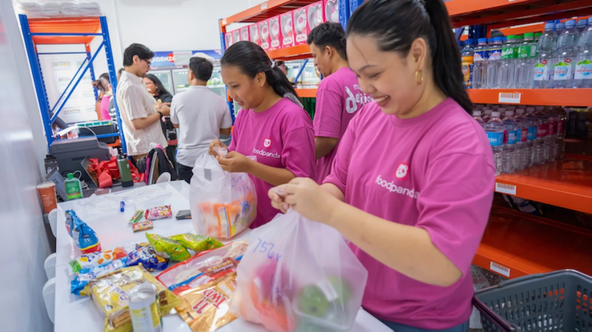 Every pandamart order is carefully prepared to help ensure groceries and everyday essentials reach customers within 25 to 35 minutes.