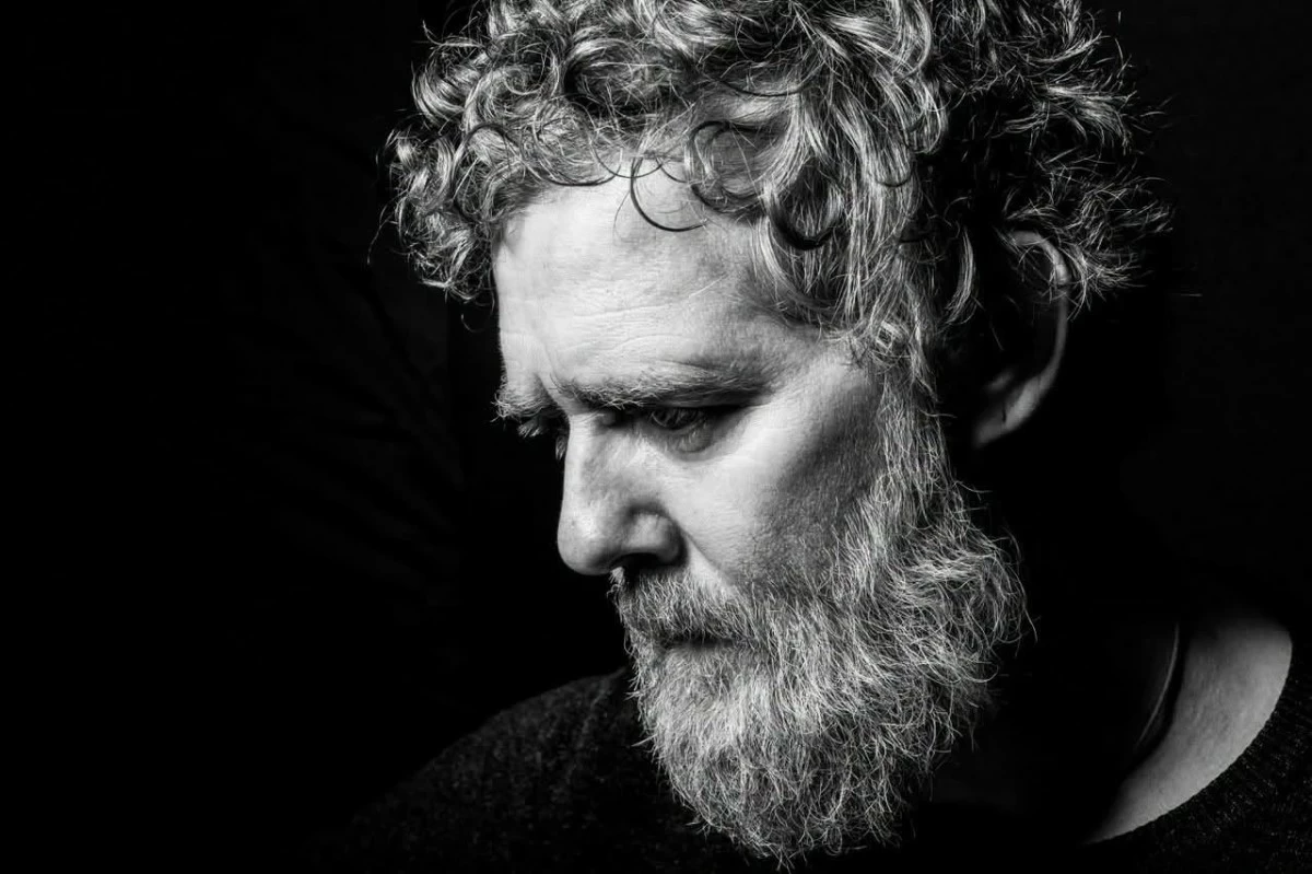 AUDIOJUNKIE: Glen Hansard: Life in music