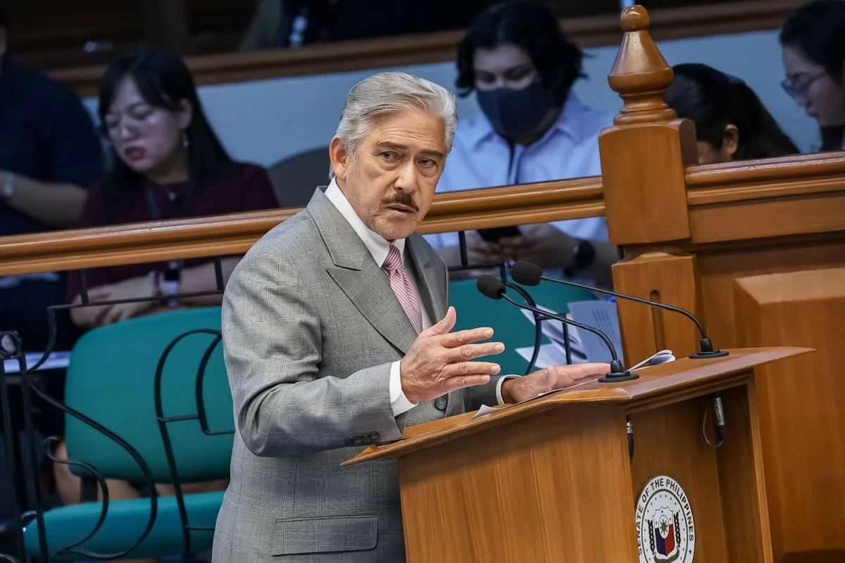 Senate President Pro Tempore Vicente Sotto III raises concern over several provisions of Senate Bill 2090 which seeks to repeal Republic Act No. 7941 or the Party-list System Act and ensure proportional representation in the House of Representatives through a strengthened Party-list System. (Senate PRIB photo)