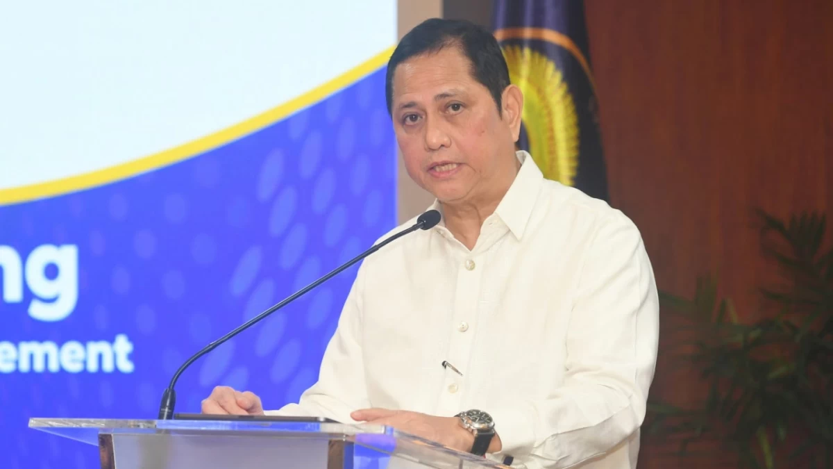 PDIC President and Chief Executive Officer Roberto B. Tan
