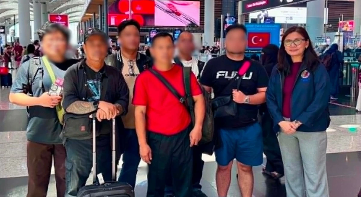 Six Filipino seafarers return home after staying aboard drone-hit ship in Black Sea