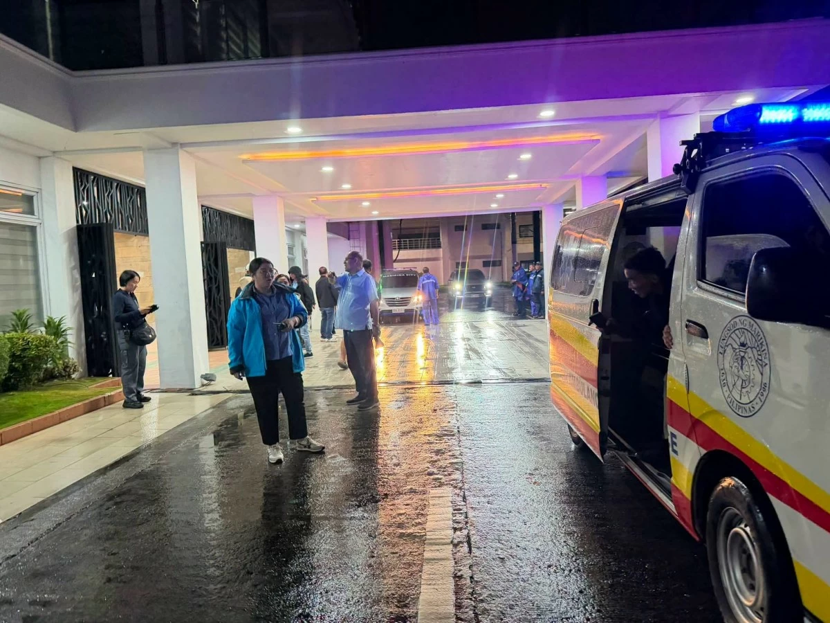 Marikina City Mayor Maan Teodoro orders the deployment of rescue boats, ambulances, and other emergency assets in various parts of the city to ensure a swift response in case of flooding amid continued rainfall brought by the Southwest Monsoon (Habagat). (Photos from Marikina PIO)
