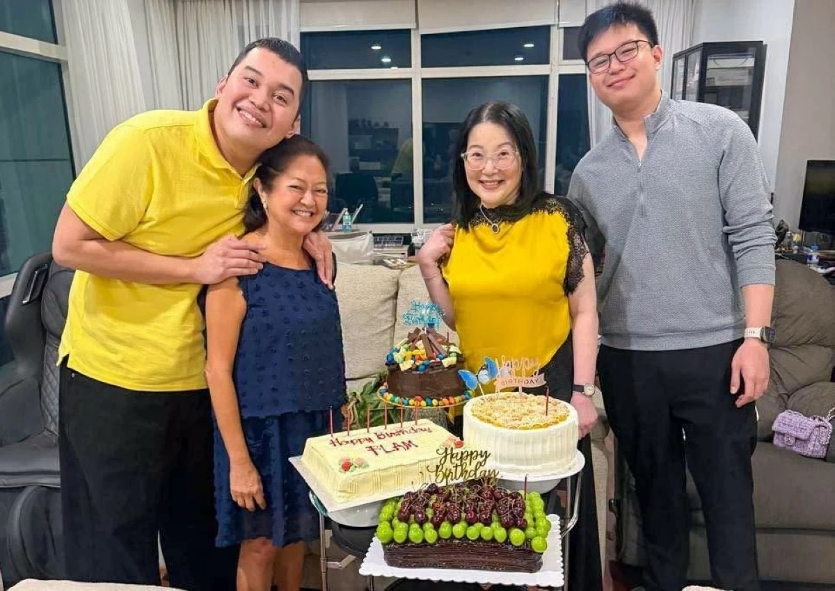 First Lady Liza Araneta-Marcos gets an early birthday surprise from Kris Aquino and her sons, Josh and Bimby. (Liza Marcos/Facebook)