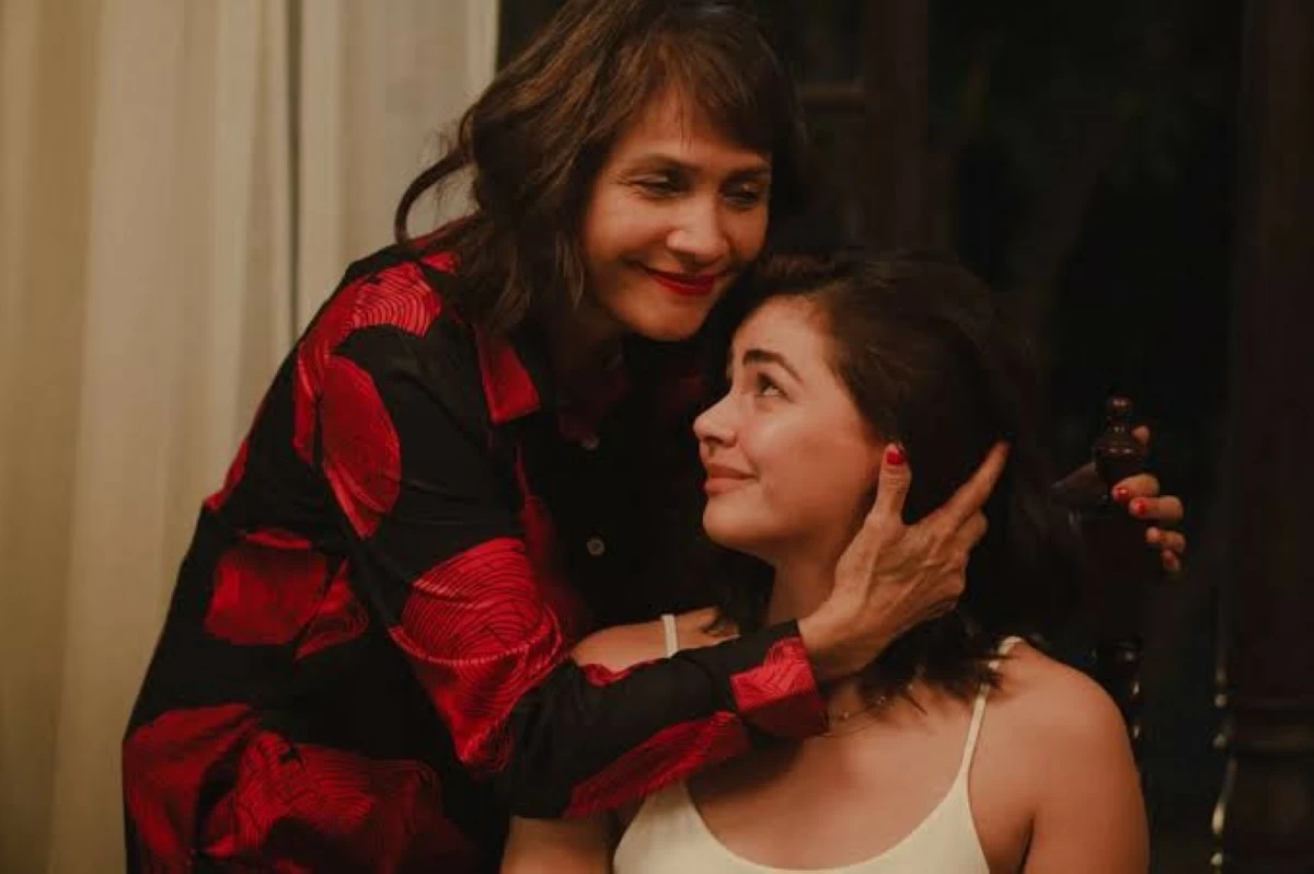 Agot Isidro and Janine Gutierrez