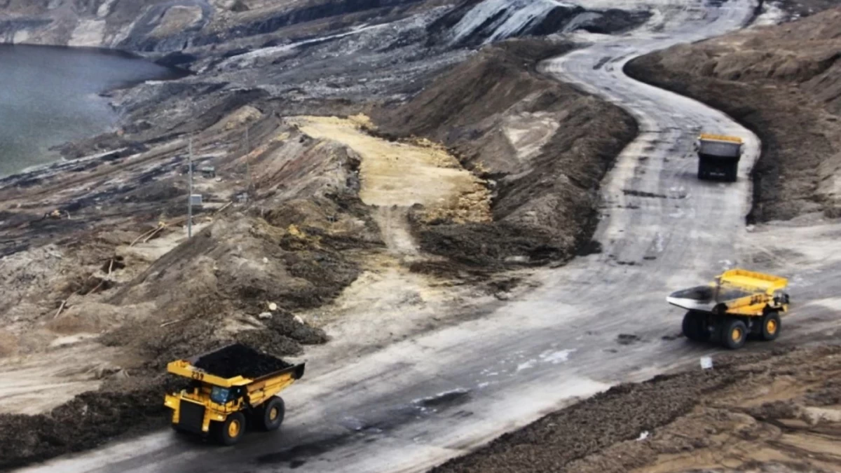One of the coal pits of Semirara Mining and Power Corp. (SMPC), the country’s largest coal producer, is in Caluya town, Antique province. (Tara Yap I Manila Bulletin)