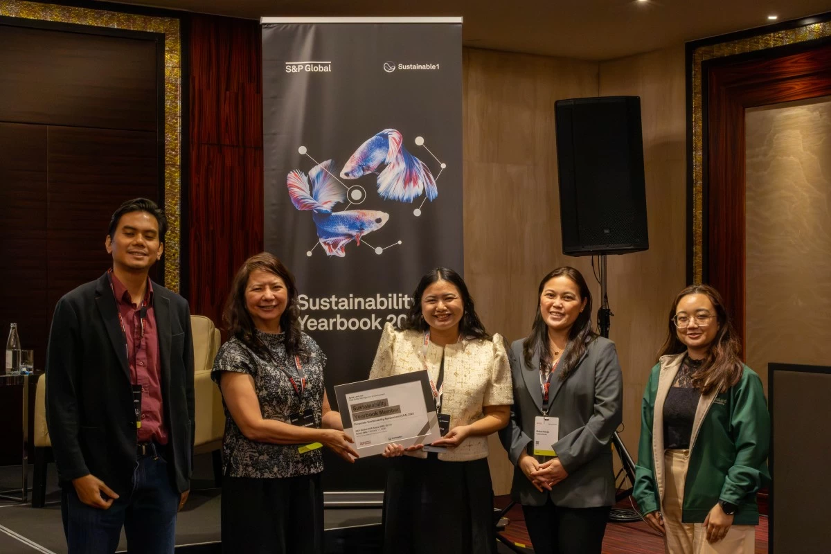ALI corporate sustainability unit with Ana Katrina Cruz, S&P Global Corporate Engagement manager (Photo: Ayala Land)