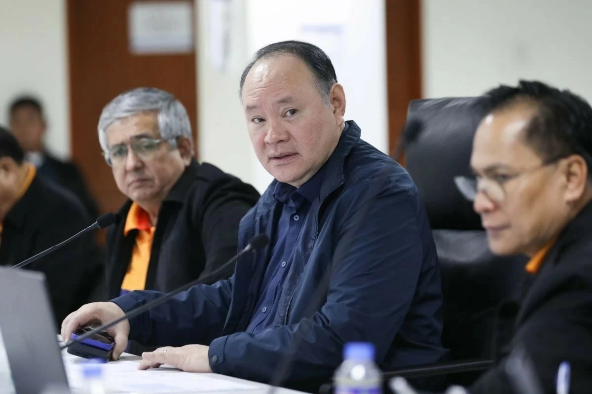 Teodoro condemns operations vs 100 Filipinos in China
