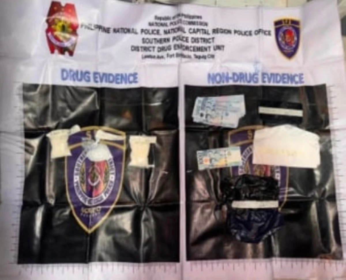 Police seize suspected shabu, buy‑bust money, and other evidence from two drug suspects arrested inside a computer shop in Pasay City (Photo from SPD)