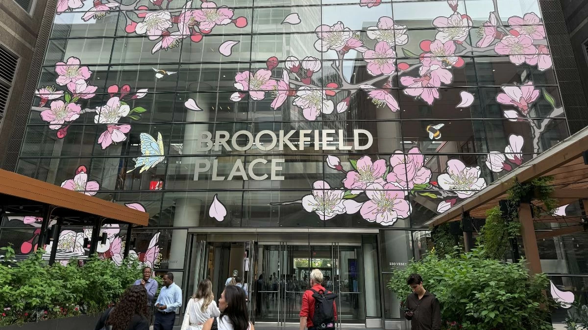 The entrance to Brookfield Place, Vesey St., Battery Park (Photo: Philip Cu Unjieng/Manila Bulletin)