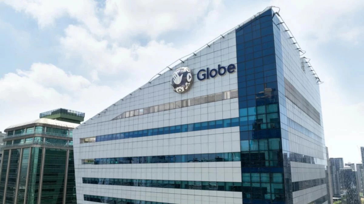 Globe asks government to bury internet cables underground