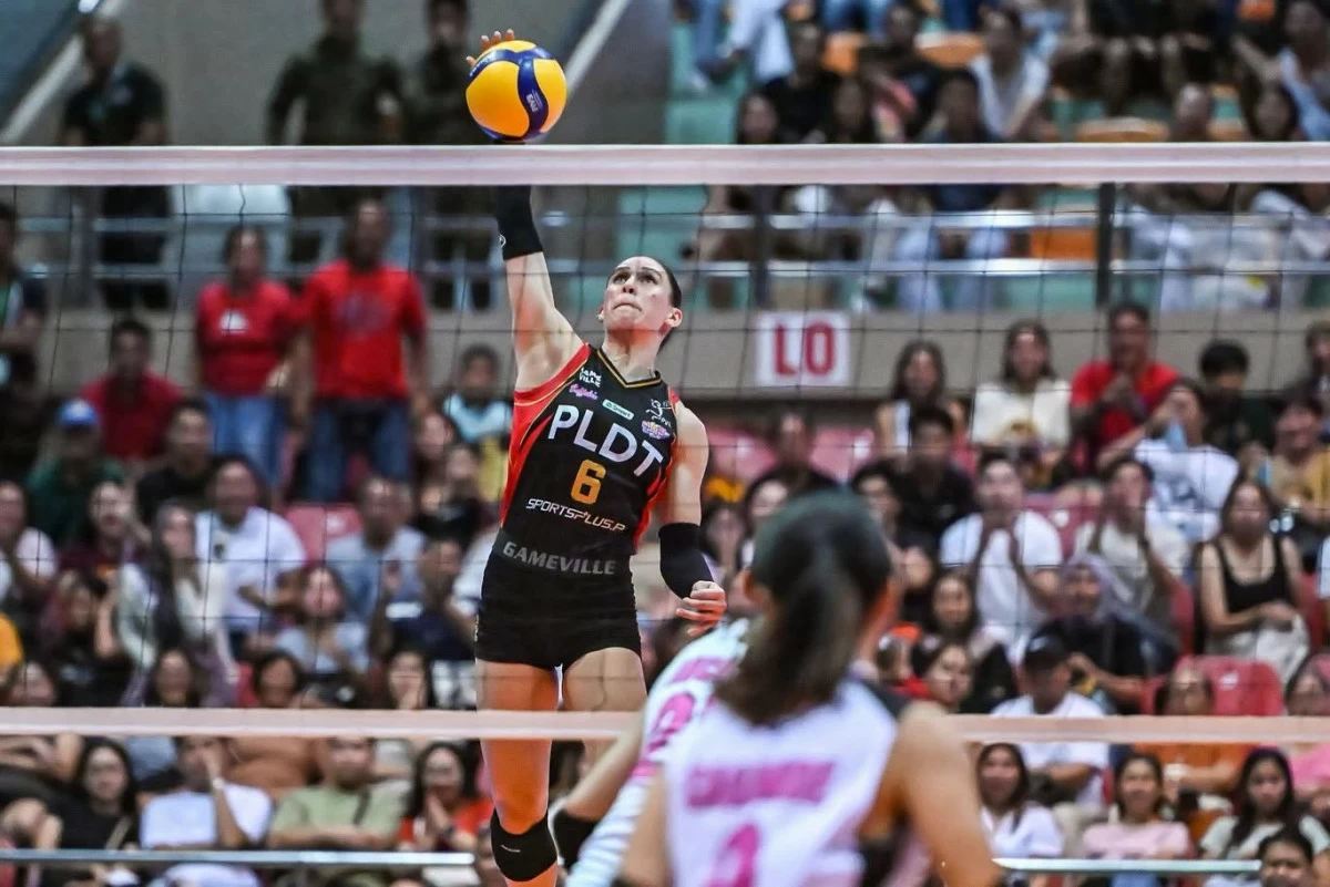 Savi Davison stars for PLDT. (PVL Images)