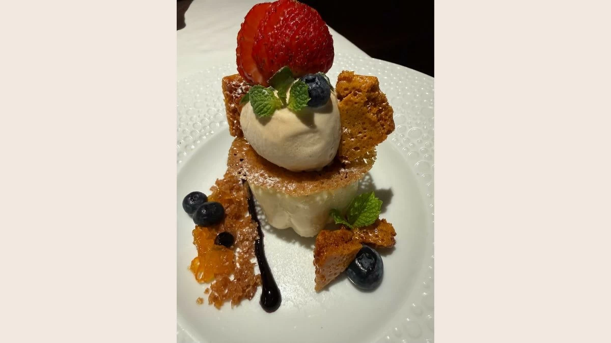 Crème Brûlée Flan (Photo: Philip Cu Unjieng)