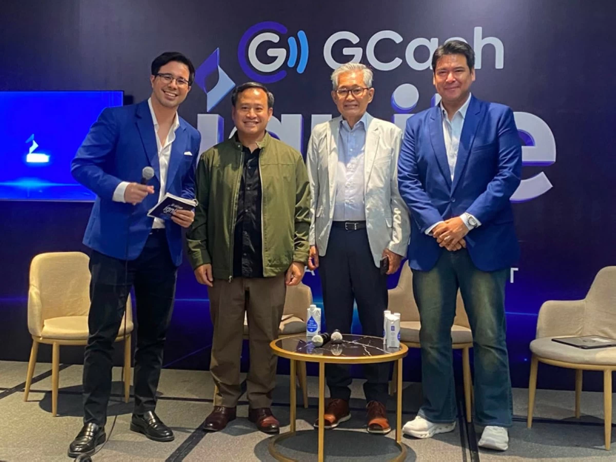 National Innovation Council Executive Member Morchito Ibrahim, BSP Chief Legal Counsel Bobby Figueroa, and National Privacy Commission Deputy Commissioner John Fajardo join the Track 4: Reg-Tech Revolution panel discussion.
