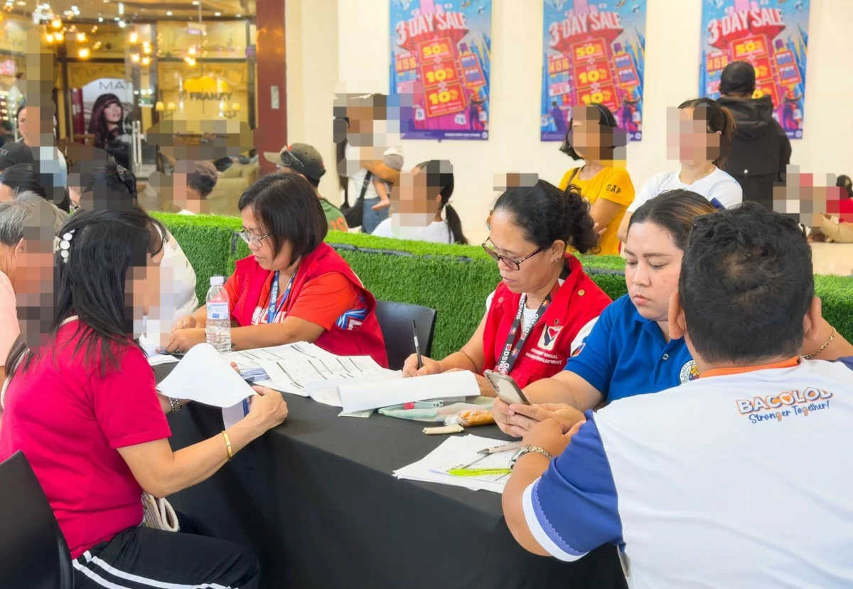 The Department of Social Welfare and Development-Negros Island Region (DSWD-NIR) released P4.14 million in Unified Package for Livelihoods, Industry, Food, and Transport (UPLIFT) cash assistance to 2,070 beneficiaries during the recent three-day payout in Bacolod City. (DSWD-NIR)