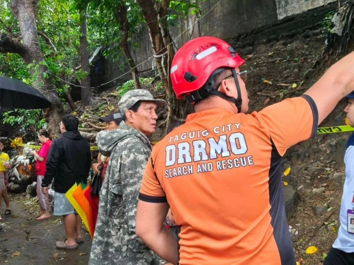 The evacuation along C5 Road in Barangay Western Bicutan, Taguig on Aug. 19 (Photo from Barangay Western Bicutan) 