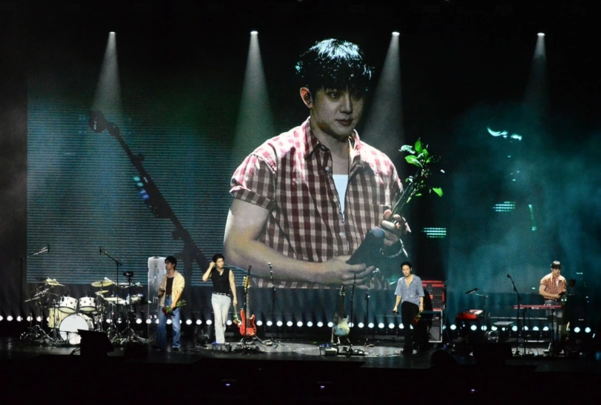 The Rose at their Rosetopia in Manila concert on Aug. 15 at the SM Mall of Asia Arena (Jonathan Hicap) 