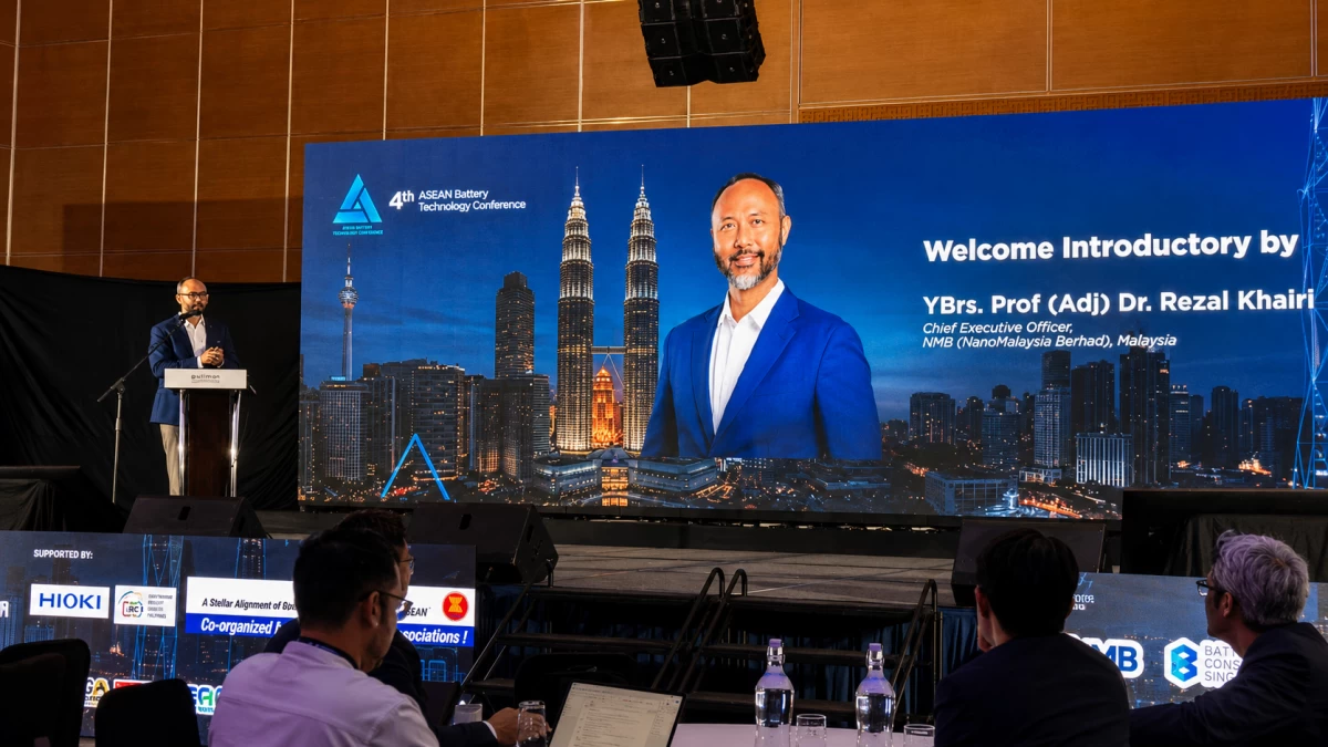 A charged-up start to ABTC 2026. Prof. (Adj.) Dr. Rezal Khairi welcomed delegates to the 4th ASEAN Battery Technology Conference, marking the official opening with the traditional sounding of the gong. Photo by Millie Manahan