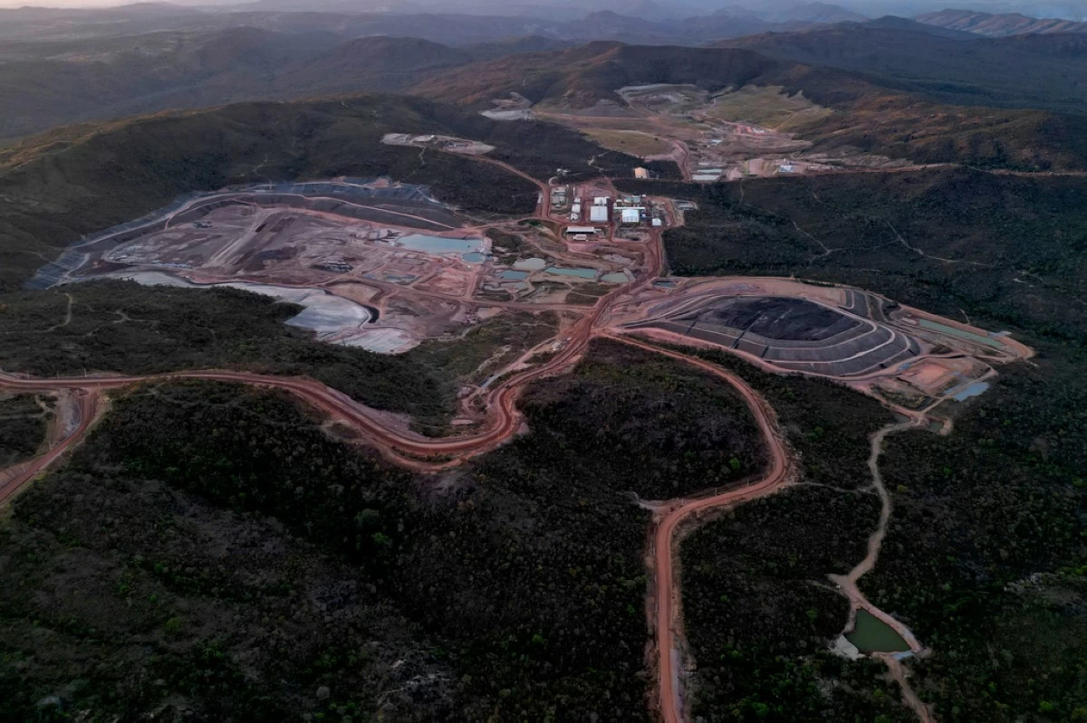  A mine operated by Serra Verde Mining digs for rare earth elements including neodymium, praseodymium, terbium and dysprosium, which are essential for the production of permanent magnets, in Minacu, Goias state, Brazil, July 28, 2025. (AP Photo/Eraldo Peres, File)