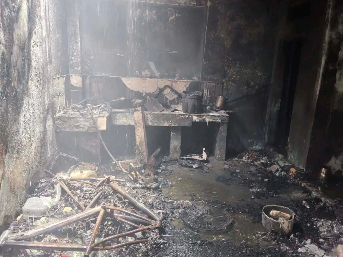 The fire in Bunyi Compound on East Service Road, Barangay Cupang, Muntinlupa on Aug. 22 (Photo from Sucat BDRRM Responders)