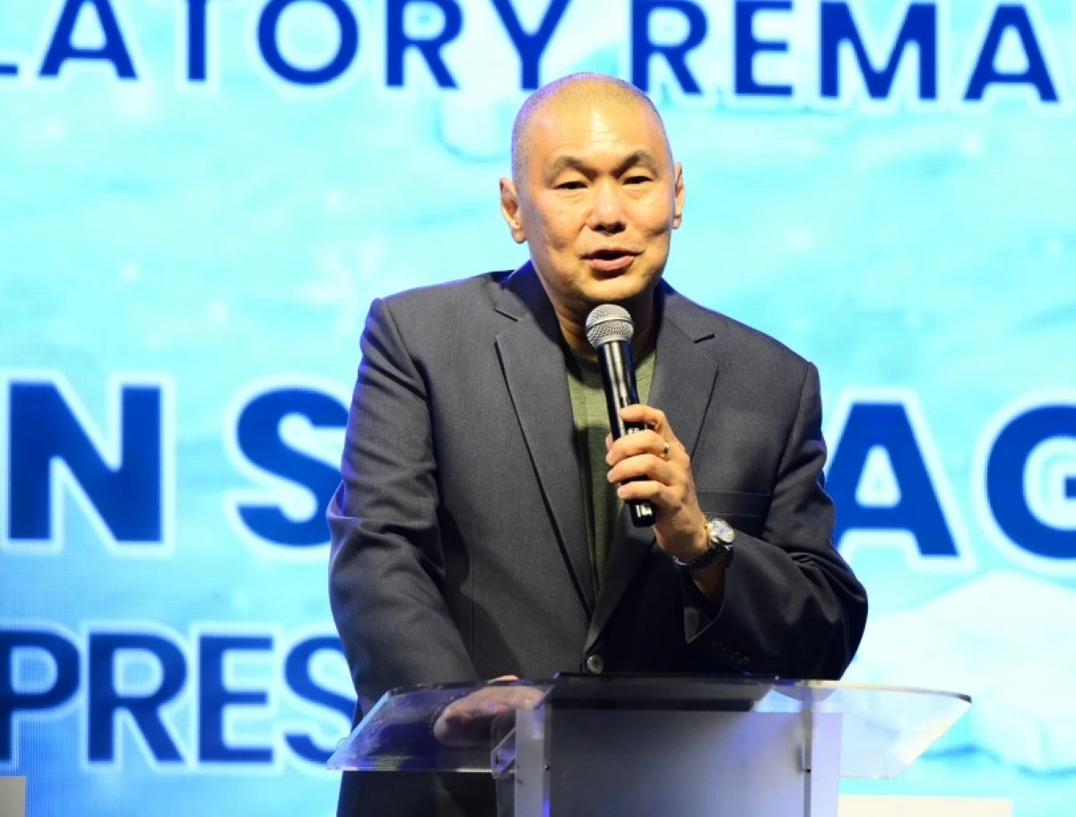 SM Supermalls Executive Vice President for Marketing Joaquin San Agustin (Jonathan Hicap) 

